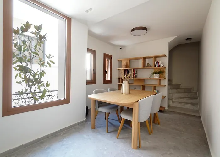 Plaka House - Boutique Apartments